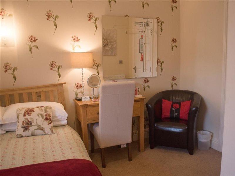 Birchleigh Guest House Grange-over-Sands Extérieur photo
