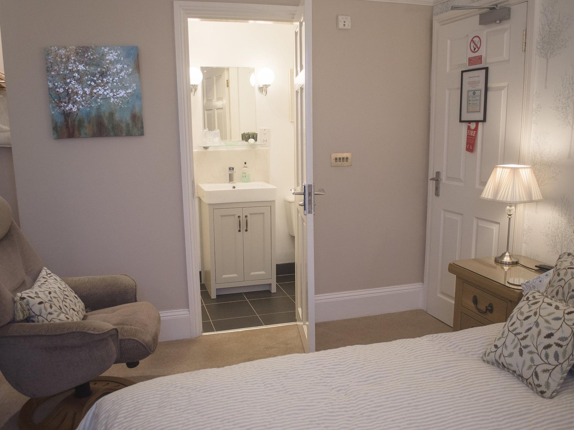 Birchleigh Guest House Grange-over-Sands Extérieur photo