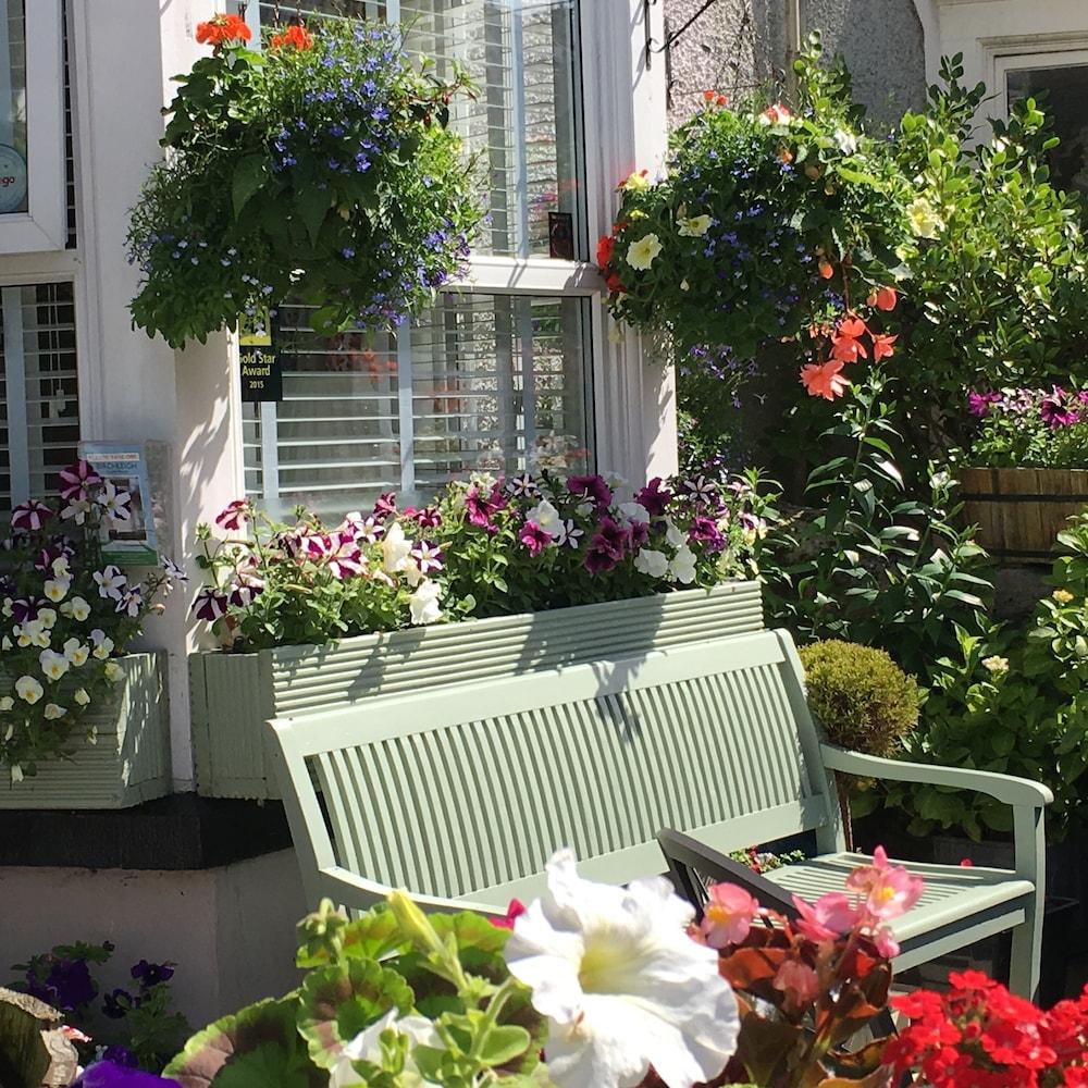 Birchleigh Guest House Grange-over-Sands Extérieur photo