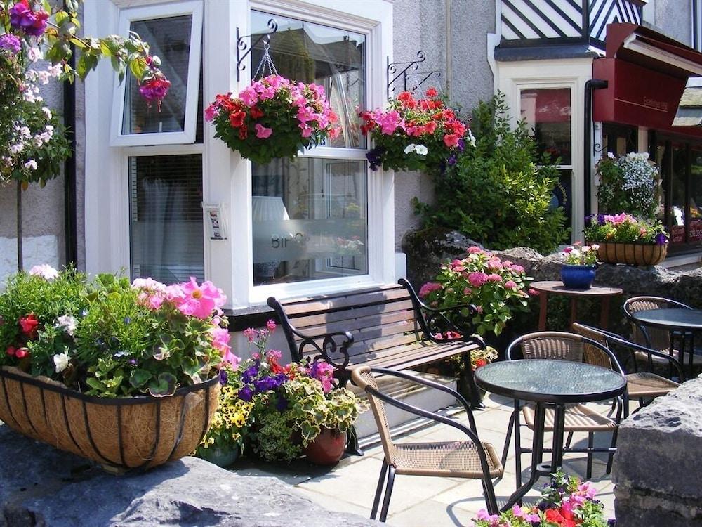 Birchleigh Guest House Grange-over-Sands Extérieur photo