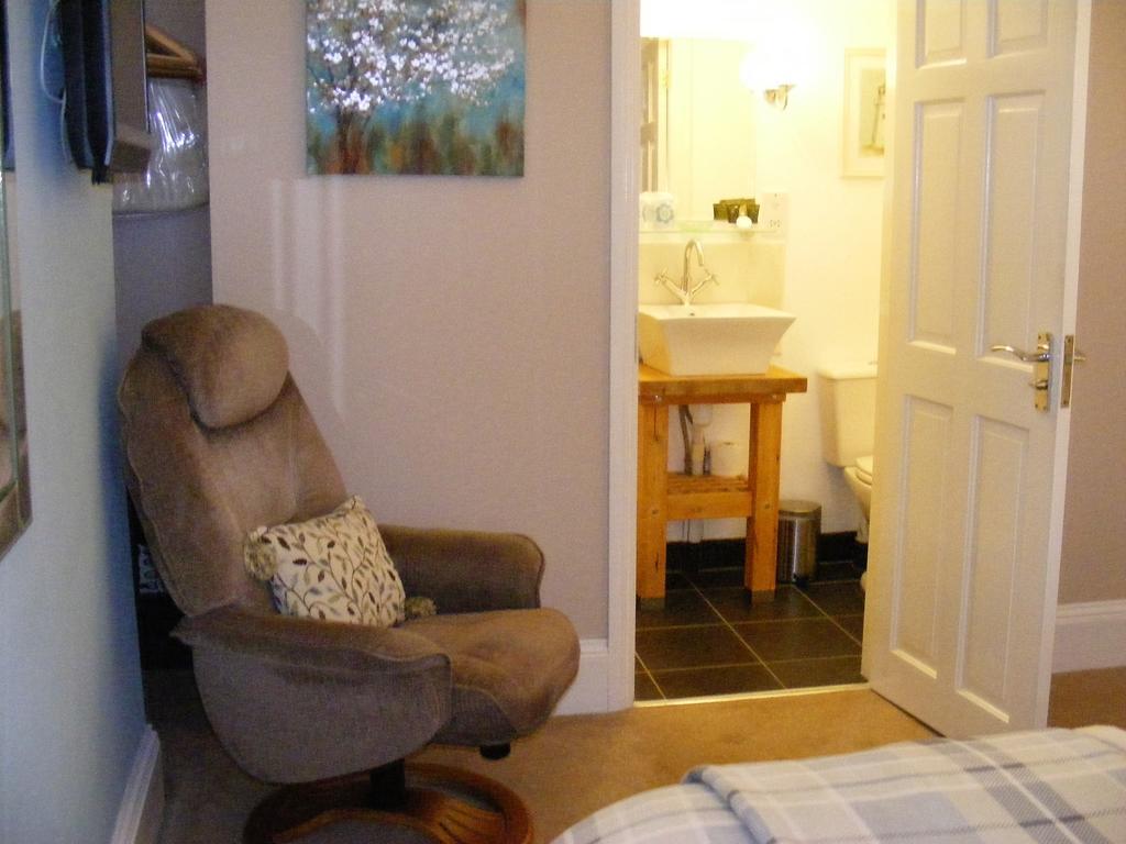 Birchleigh Guest House Grange-over-Sands Extérieur photo